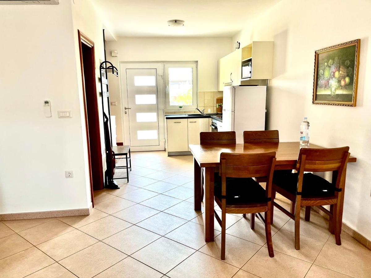 Dija Riva Appartement Tar-Vabriga Buitenkant foto