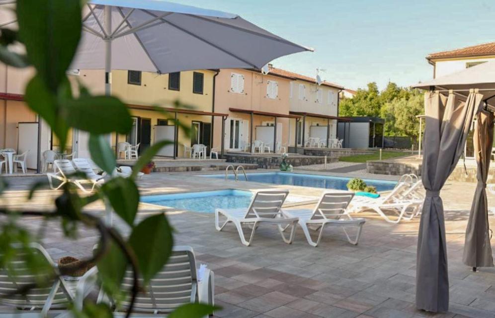Dija Riva Appartement Tar-Vabriga Buitenkant foto