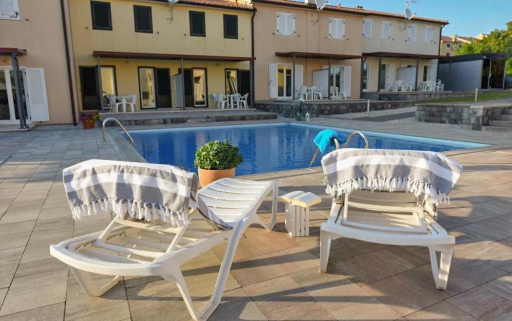 Dija Riva Appartement Tar-Vabriga Buitenkant foto